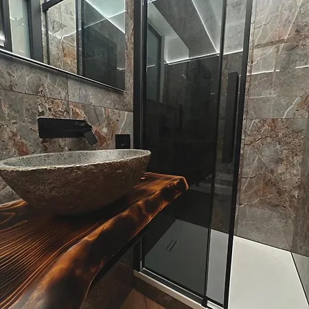 ゲストハウス Corte Dei Pini モデナ